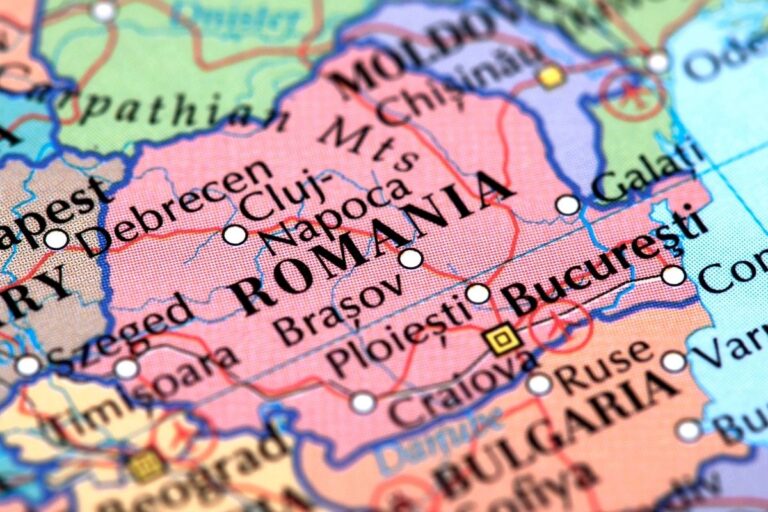 Romanian Defence Minister: Romania Can Shelter 500,000 Ukrainian Refugees