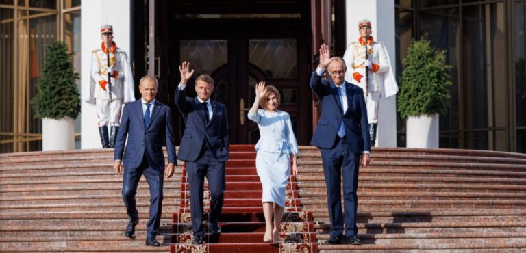 Nicușor Dan’s Absence from Moldova Independence Day: A Blow to Romania’s Regional Interests